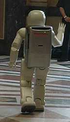 ASIMO, pohled zezadu